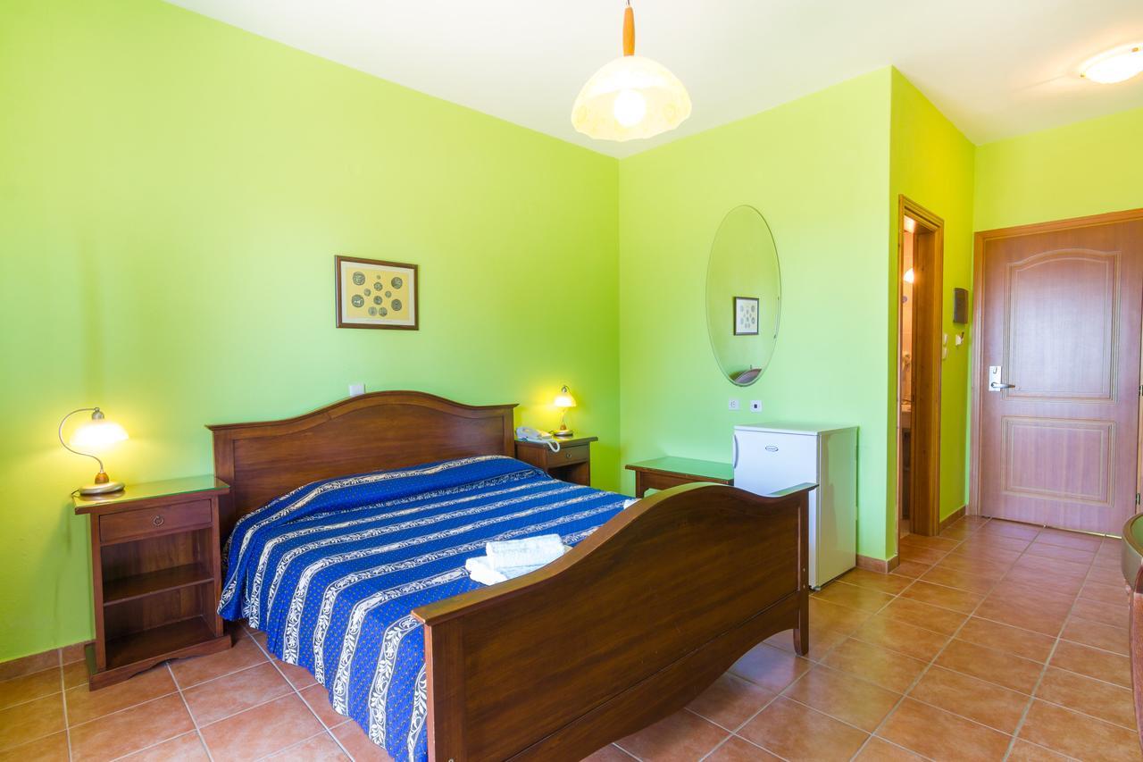 Filosxenia Roxani Country House Hotel Maroneia  Exterior photo
