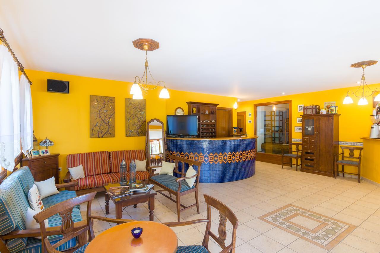 Filosxenia Roxani Country House Hotel Maroneia  Exterior photo